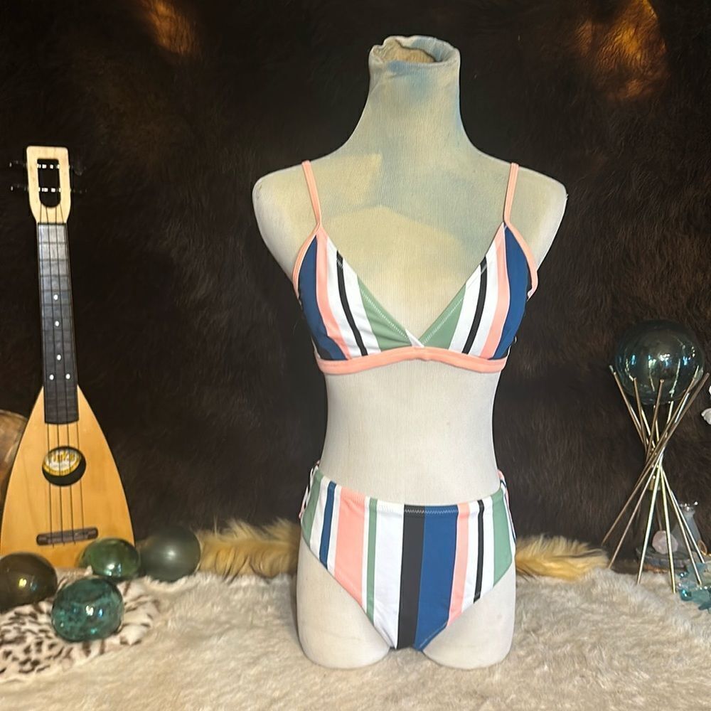 Cupshe bikini L (3375) NWT